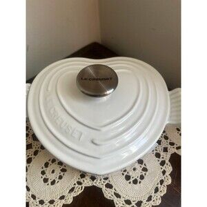 Le Creuset Heart Shaped Cocotte Dutch Oven 2QT